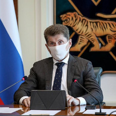 Бюджет Приморья тратит 5 млрд в год на лечение безработных – губернатор поддержал обязательные взносы