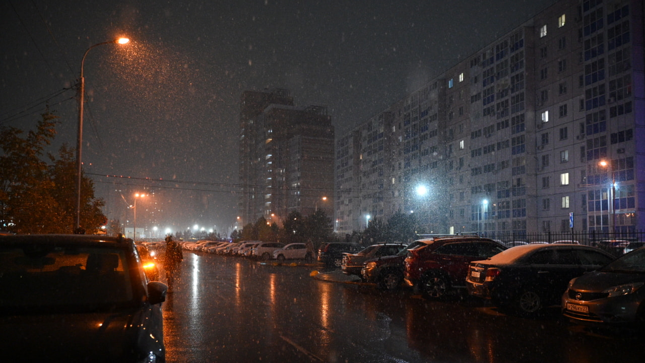 Primera nevada: nieve nocturna en Khabarovsk (FOTOS)