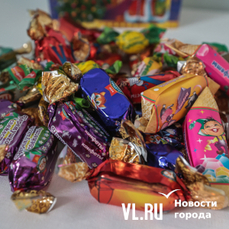 Торги на сладкие подарки для детей от администрации Владивостока вновь выиграл продавец автозапчастей