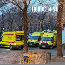 Станция скорой помощи в доме на Калинина два года ждёт участок для своих машин и запарковывает двор с единственной асфальтированной дорогой