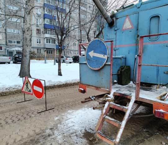 Участок дороги по улице Сидоренко перекрыт после коммунальной аварии (ФОТО)