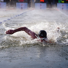 Сборная Приморья успешно стартовала на этапе Кубка России по зимнему плаванию в Тюмени