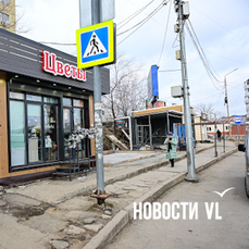 На &laquo;Запорожской&raquo; новую остановку с торговым павильоном строит предприниматель, овощной ларёк которого ранее снесли по решению мэрии (ФОТО)