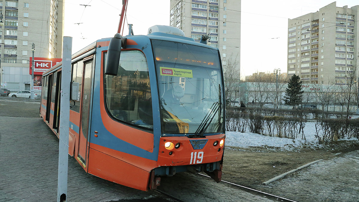 Провожаем взглядом: в депо вместо Северного едут трамваи № 5 в вечерний час пик