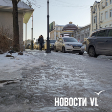 Что делать, если вы получили травму на скользком тротуаре во Владивостоке, и с кого требовать компенсацию