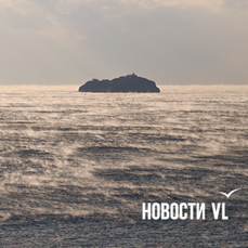 Пар над водой: резкое похолодание разукрасило водную гладь во Владивостоке (ФОТО)