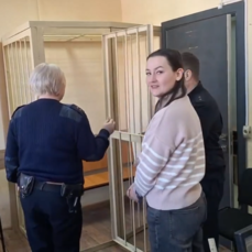 Экс-сотрудницу полиции арестовали во Владивостоке за незаконную постановку мигрантов на учёт