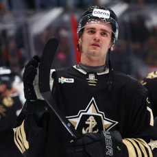 Лучший форвард в истории хоккейного клуба &laquo;Адмирал&raquo; Даниил Гутик по обмену отправляется в &laquo;Спартак&raquo; (ОБНОВЛЕНО 11:33)