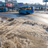 На площади Луговой снег и на остановке, и на тротуарах — newsvl.ru