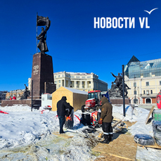 На центральной площади Владивостока разлили антифриз  зелёный снег соберут и вывезут