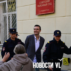 Жительница Владивостока обвинила СМИ и адвокатов в клевете по делу Самсонова, проиграла суд и теперь должна 400 000 рублей