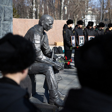 Во Владивостоке почтили память участников Афганской войны