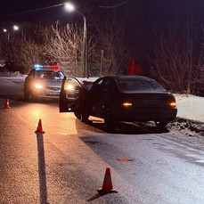 Пьяный водитель Toyota Crown без прав ночью насмерть сбил пешехода в Лесозаводске