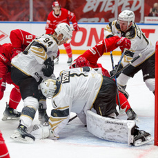 Приморский &laquo;Адмирал&raquo; второй раз за сезон проиграл &laquo;Спартаку&raquo;, победный гол – у экс-нападающего приморцев Гутика