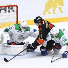 &laquo;Хотелось большего&raquo;: приморский &laquo;Адмирал&raquo; уступил &laquo;Салавату Юлаеву&raquo; в повторном матче КХЛ