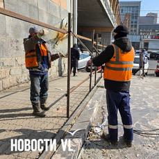 На Луговой разобрали забор, который установили вокруг фундамента снесённого торгового павильона