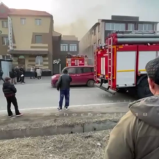 В Уссурийске загорелась кухня в кафе  два человека пострадали