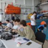 Работа команды во время заплыва — newsvl.ru