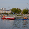 С небольшого пирса водят водные экскурсии — newsvl.ru