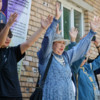 Участники праздника во время проведения обряда алгыс — newsvl.ru