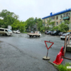 Грузовичок поворачивает налево – там стоит временный знак двустороннего движения — newsvl.ru