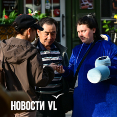 &laquo;Видят в вас машину для зарабатывания денег&raquo;: в китайских соцсетях туристов предупреждают о приставучих аниматорах во Владивостоке