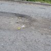 Ямы по дороге к гостинкам на Некрасовской. Фото сделано 1 июля — newsvl.ru