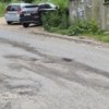 Ямы по дороге к гостинкам на Некрасовской. Фото сделано 1 июля — newsvl.ru