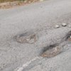 Ямы по дороге к гостинкам на Некрасовской. Фото сделано 15 сентября 2023 года — newsvl.ru