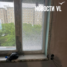 Окна жилого комплекса на Второй Речке обстреливают неизвестные
