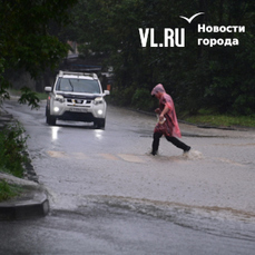 После сильного дождя в Приморье всё ещё затруднён проезд на дорогах в трёх районах