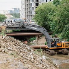 Вторую речку во Владивостоке углубят и оденут в первую в городе речную набережную