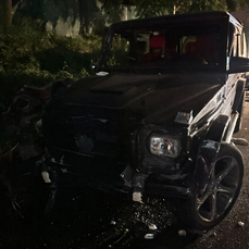 Во Владивостоке водитель Mercedes разбил три машины и отказался от медосвидетельствования