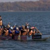 По холодному морю бежит лодка-дракон — newsvl.ru