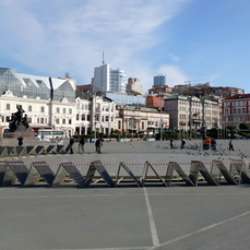 Сухой фонтан в центре Владивостока отключили и готовят к зиме